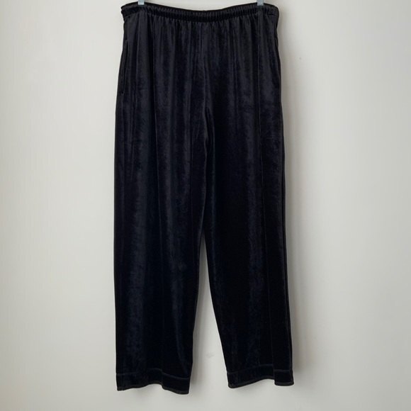 The Disney Store Mickey Velvet Two Piece Mismatch Set - Picture 7 of 14